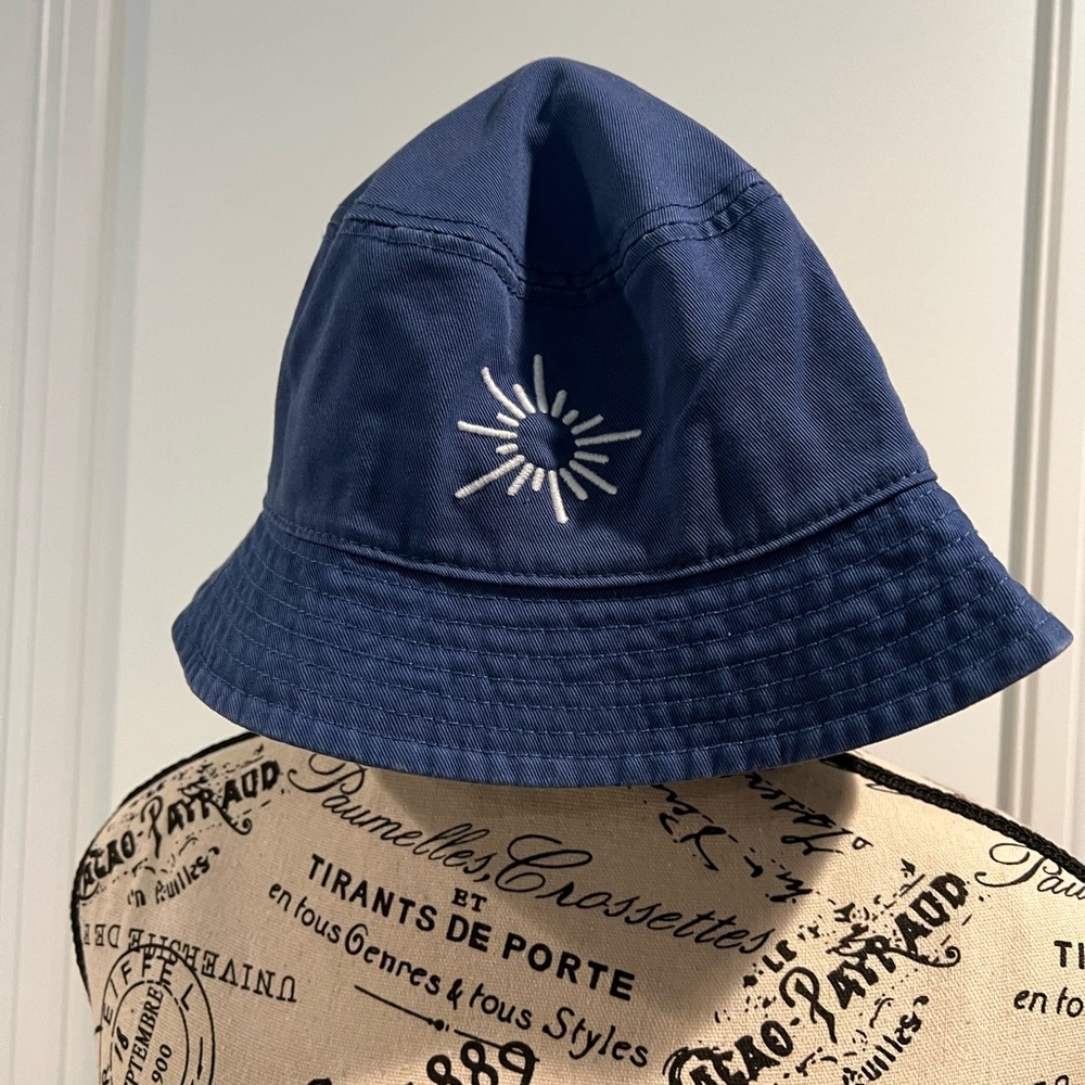 OFFLINE by Aerie Bucket Hat